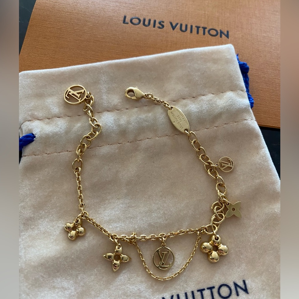 Louis Vuitton Blooming Supple Bracelet